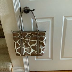 NWT NINE and CO. Handbag.